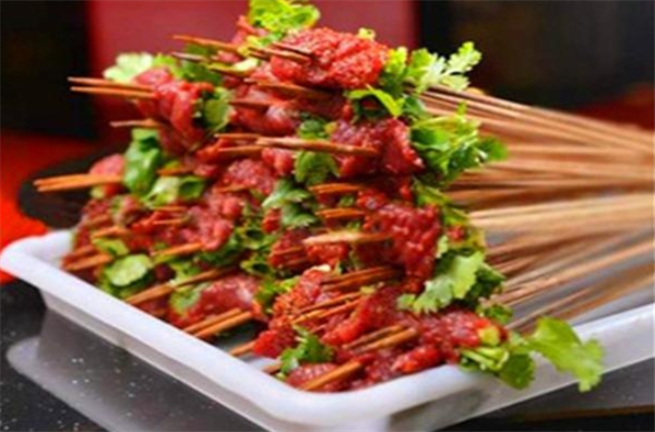 麻辣主张牛肉串串香