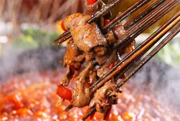 麻辣主张牛肉串串香