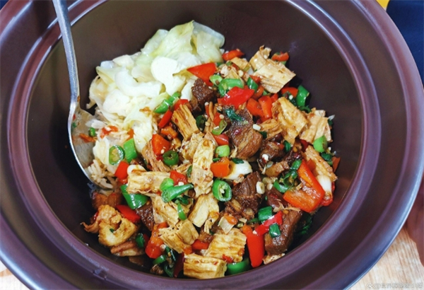 食全石美石锅饭