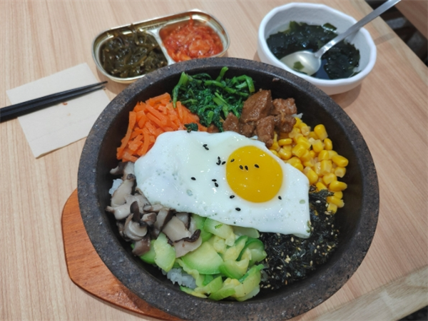 金家石锅拌饭