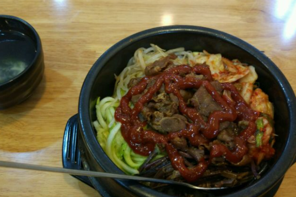 韩伊拌饭馆