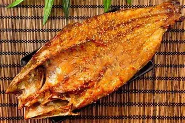 吊炉烤鱼