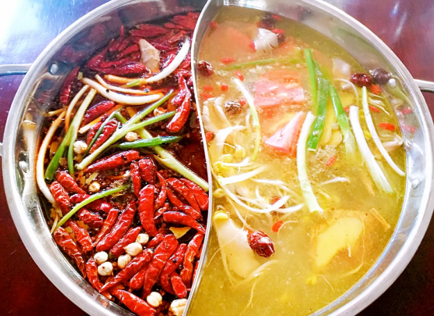 辣小二脆毛肚火锅