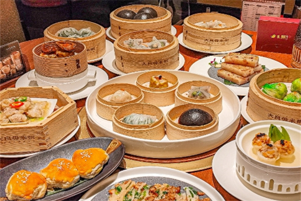 粤式早茶茶餐厅