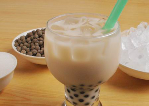 二分之一tea茶与欧包