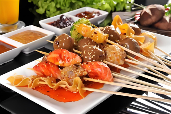 爱在马路边串串香