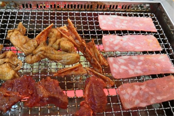 小猪烤肉