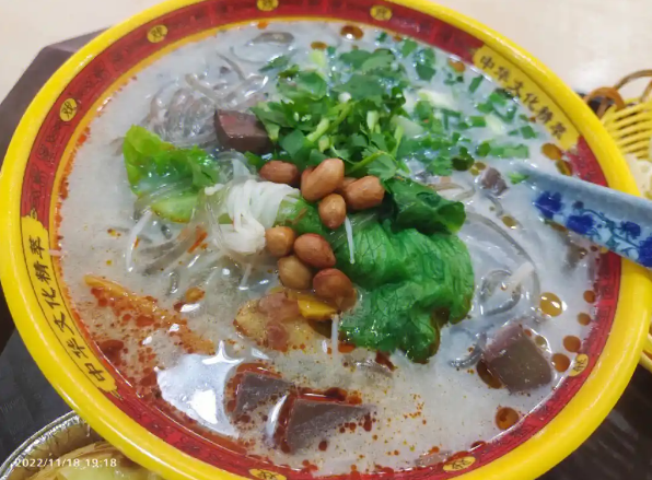 土味老鸭粉丝汤