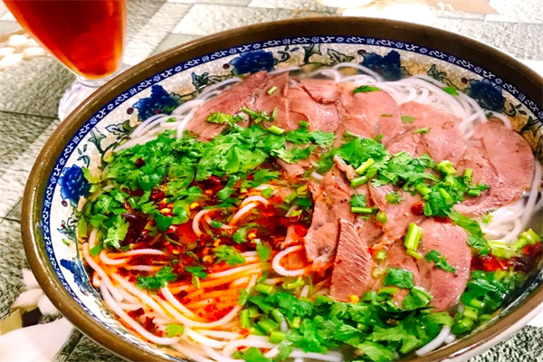 水城荷城羊肉粉