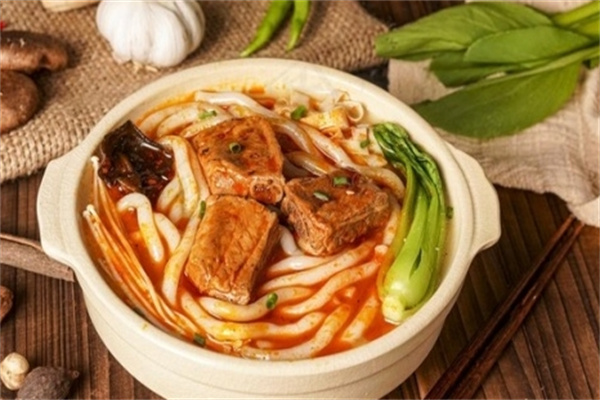 姐弟两土豆粉