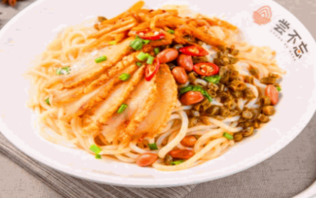 尝不忘桂林米粉