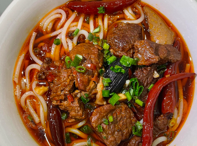 三品王牛肉粉