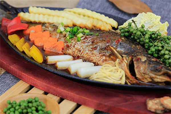厨妖记烤鱼饭