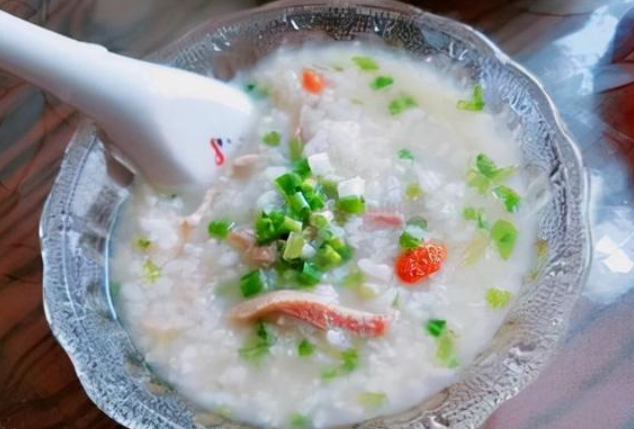 闫家粥铺