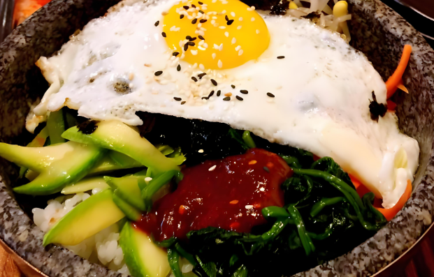 美味石锅拌饭
