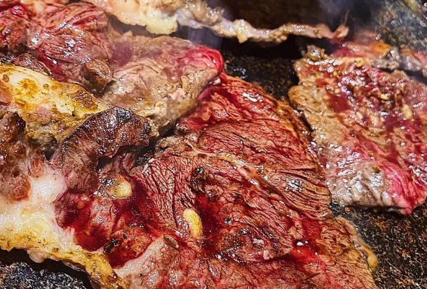 韩山城石板煎肉