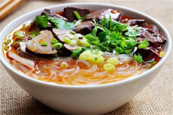 夫子庙鸭血粉丝汤