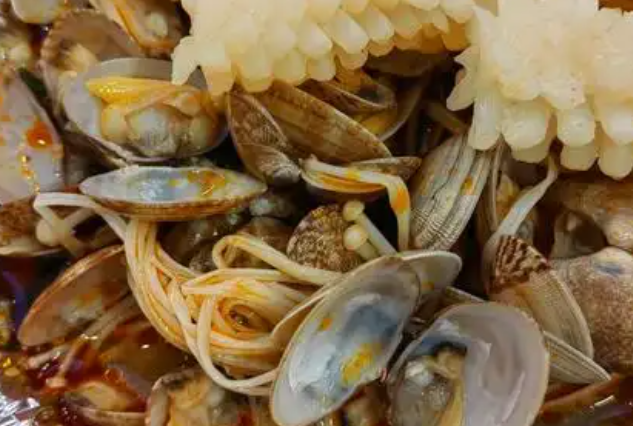 纸上谈兵花甲米线