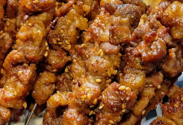 忆味碟串串香