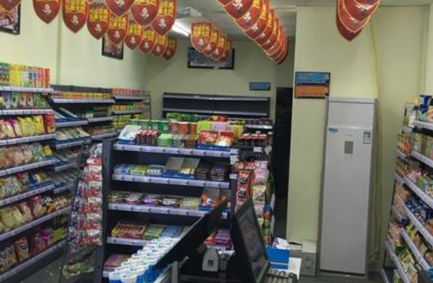 便利巢便利店