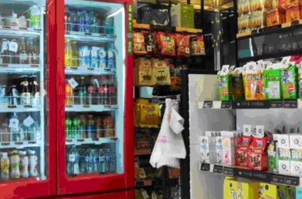 8字连锁便利店