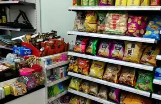 潮玩店