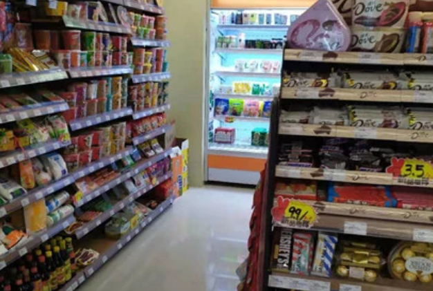 萌象优优便利店