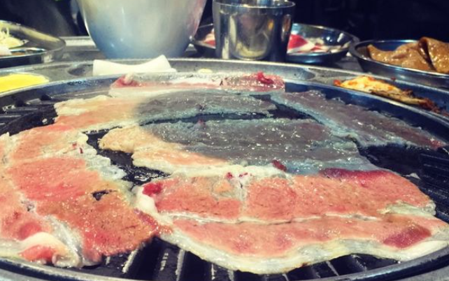 隔壁老王东北烤肉