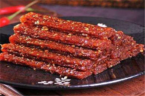 郑奋斗手工辣条零食店加盟靠谱吗？