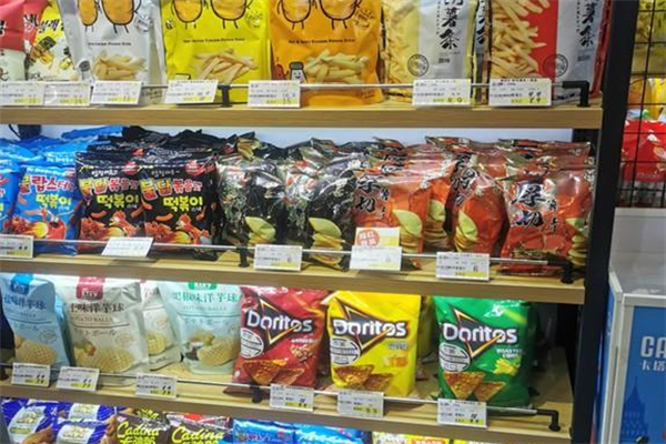 周末时光零食加盟多少钱?投资少，利润高，创业商机无限