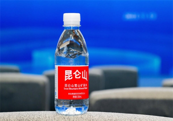 昆仑山矿泉水