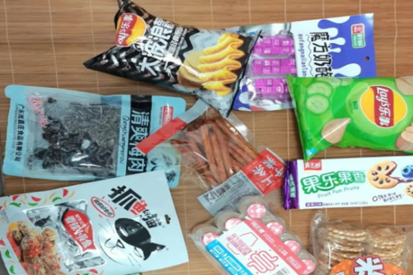 食购多零食