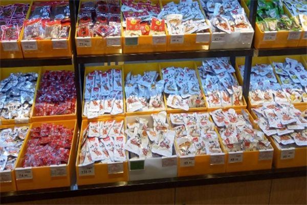 天尝零食