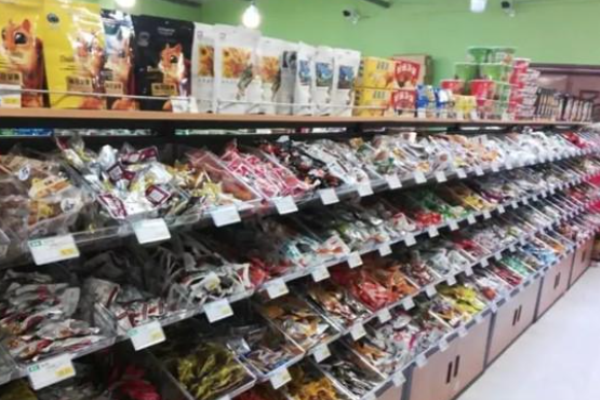 美味多零食量贩