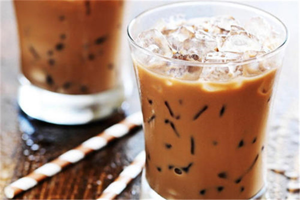 丁丁奶茶