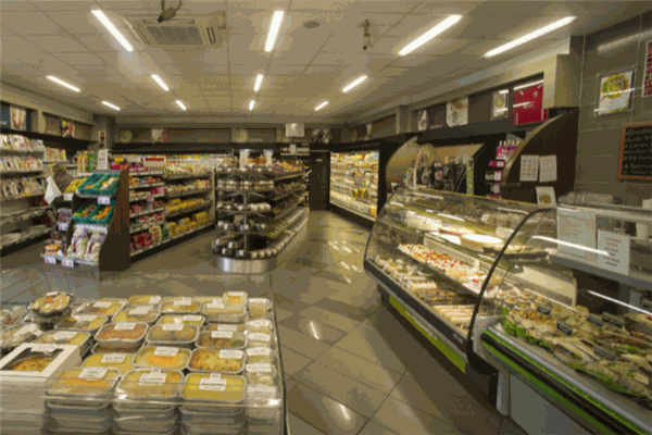 松鼠便利店