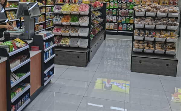 果食汇鲜果零食店