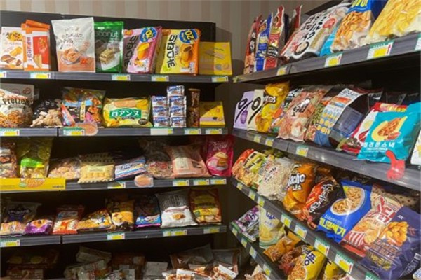 百滋百特零食店
