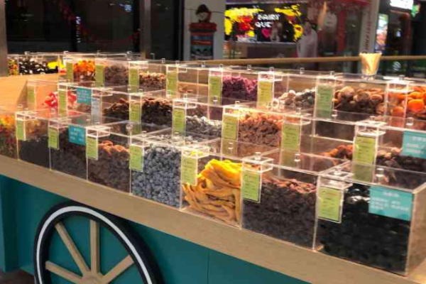 梅子乐乐零食