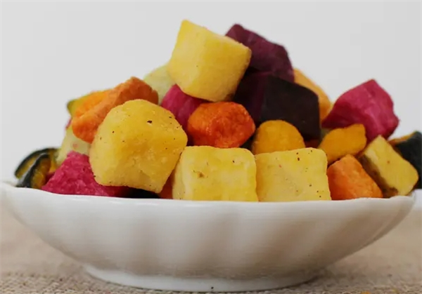 维真休闲食品加盟费多少钱？