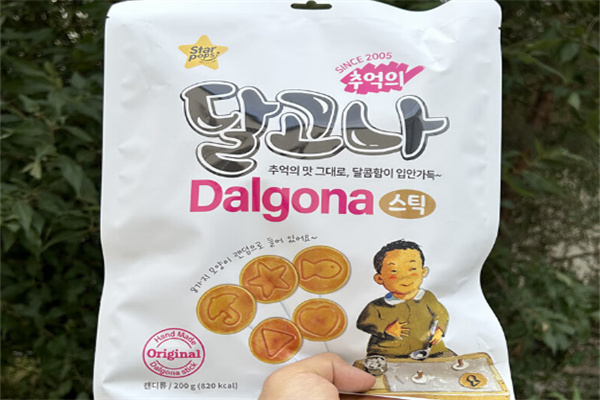 华尔休闲食品