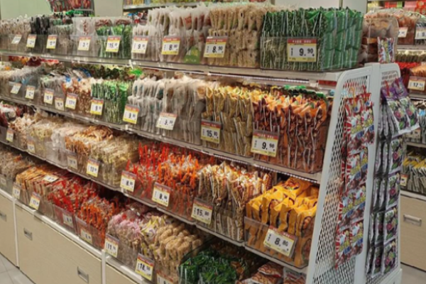 小样儿零食店
