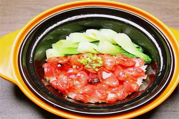 众品煲仔饭