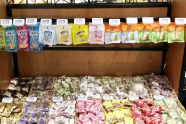 莫氏零食店