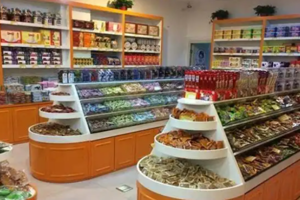 罗以萱零食店