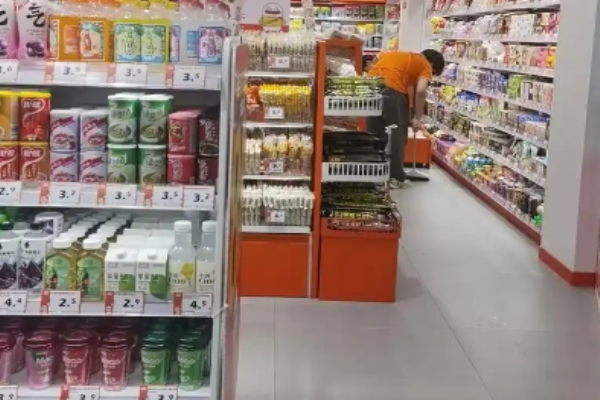 小吖零食