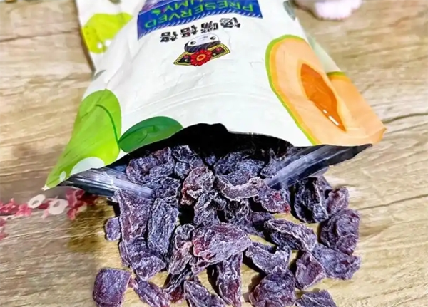 馋嘴格格零食铺