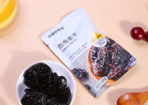 小梅的零食加盟费多少钱？让你轻松开启零食店创业之路！