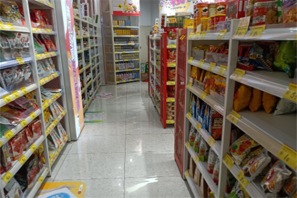 一天天零食店