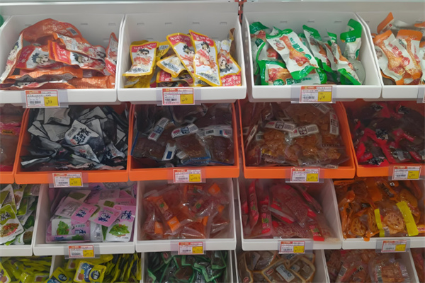 2010休闲零食店加盟费多少?零经验创业者的轻松起步指南